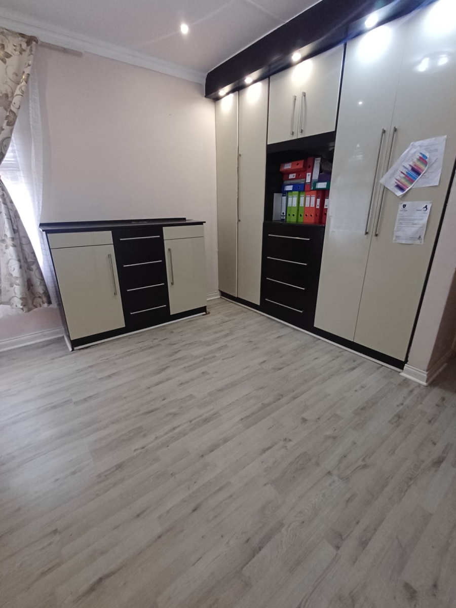 3 Bedroom Property for Sale in Top Town Eastern Cape